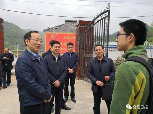 刀刃向内襄阳市委书记暗访精准扶贫工作发现了这些问题