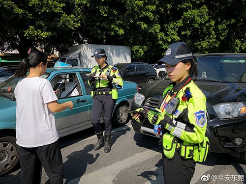 东莞女铁骑青春靓丽英姿飒爽槽糕有心动的感觉