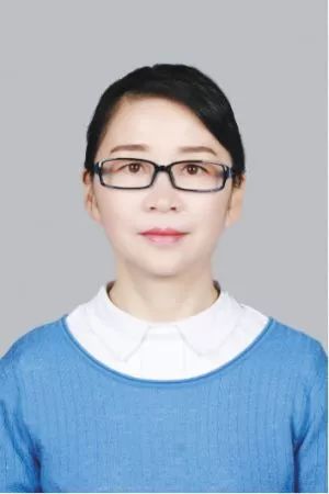 万晓琪,女,汉族,1974年8月生,中共党员,在职硕士,1997年8月参加工作.