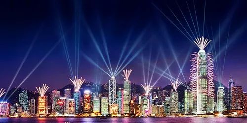 香港夜景（来源：香港旅游发展局）