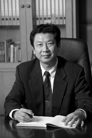 桂林三金王许飞:半百之年筑双百之梦