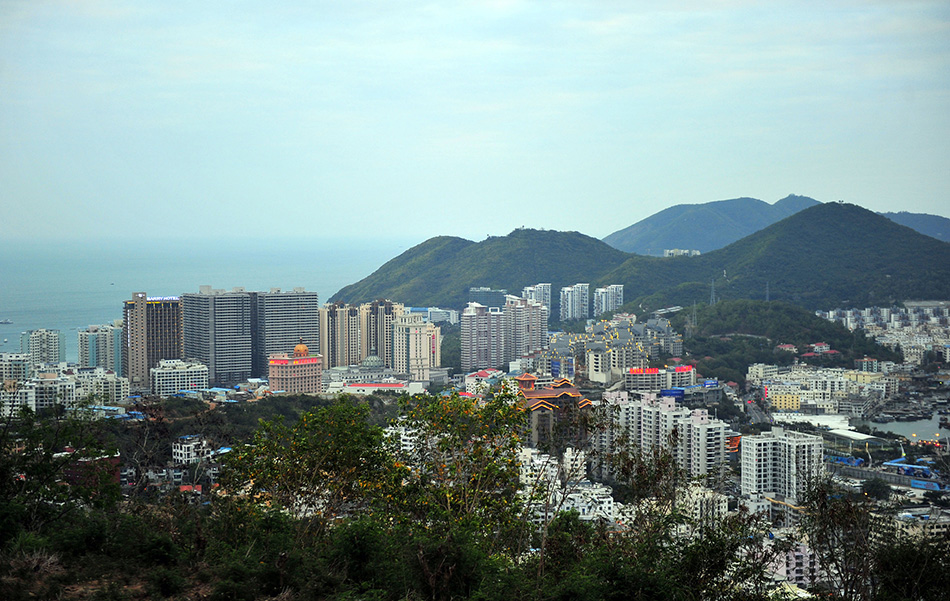 三亚将奖励涉旅企业:最高每年10万 被投诉的不能申报