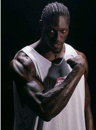 "大本,可以说是nba历史上最强壮的男人.