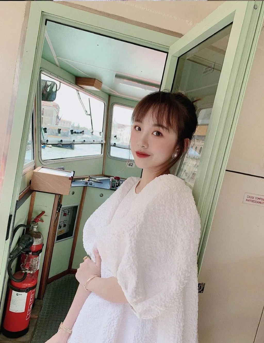 被半藏森林三到人尽皆知后阿沁也太放飞自我吧灾难现场啊