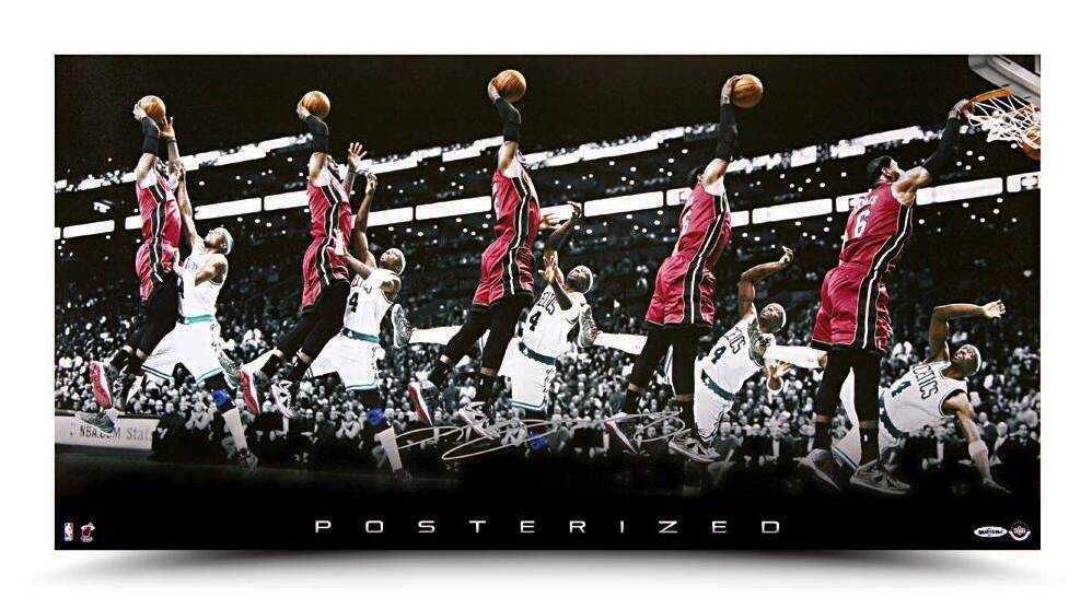 历史上的今天:詹姆斯迎面扣翻特里 怒瞪+挑衅