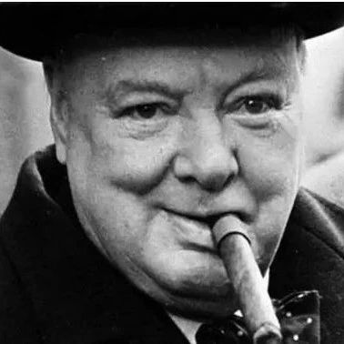 丘吉尔，一个获得过诺贝尔文学奖的英国首相|英国首相|丘吉尔|萧伯纳_新浪新闻