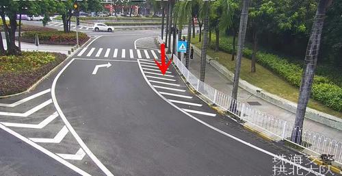 变道不打灯压导流线一次扣3分珠海上千司机被罚