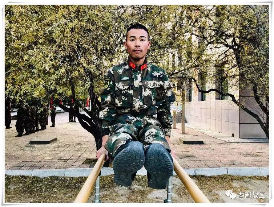 我的班长,就是那么帅|班长|新兵|军人_新浪军事_新浪网