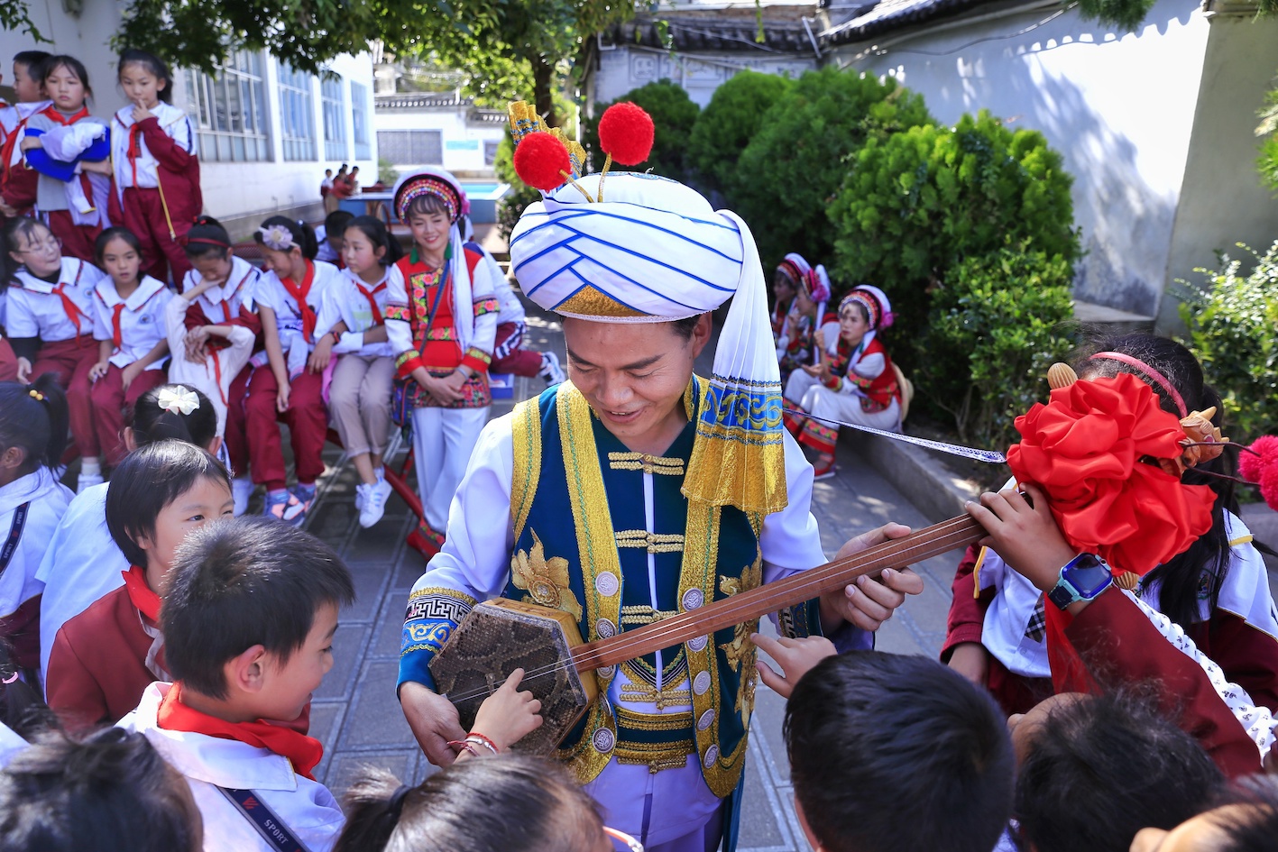 云南喜洲:大本曲的"掌灯人"