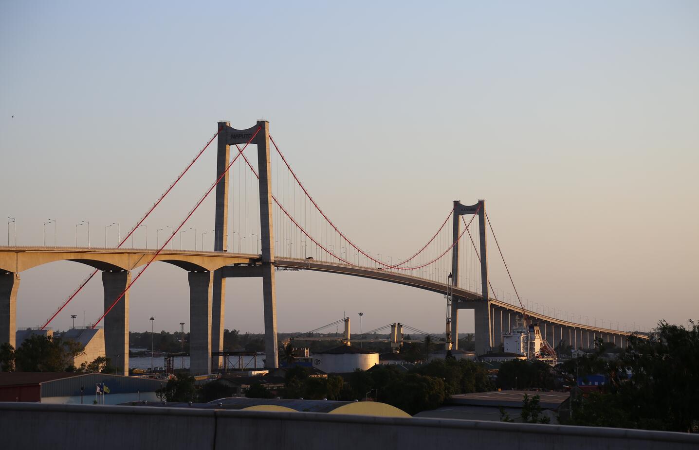 莫桑比克马普托大桥图片