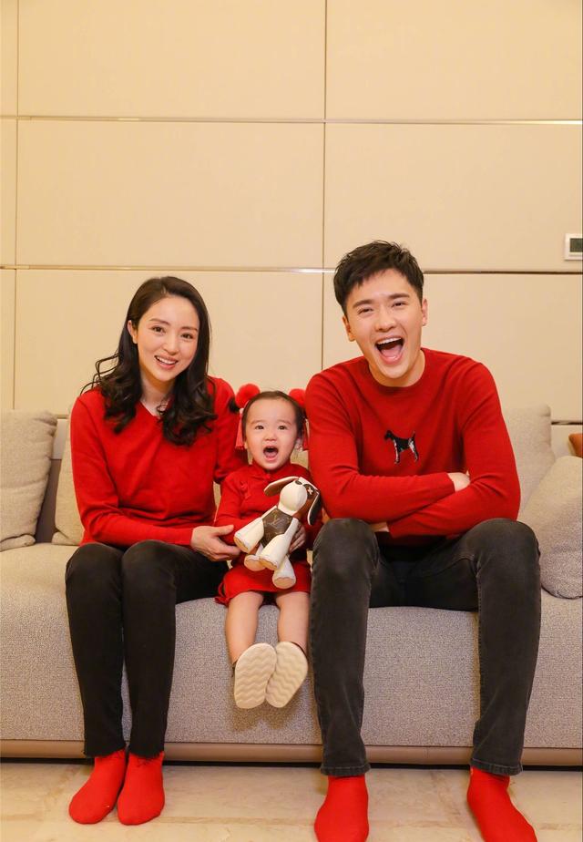 只要:你和谢杏芳佟丽娅杨幂一起拉个群|董璇|高云翔|谢杏芳_新浪新闻