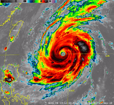 台风眼直径达100公里潭美速度突然增快