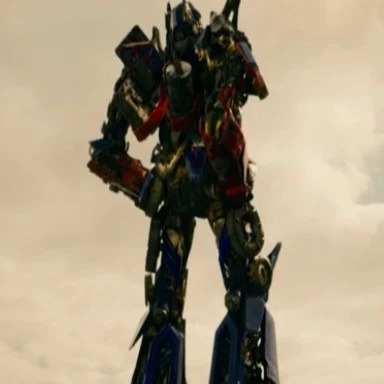 科幻电影《变形金刚2》中的电磁炮,距离实战有