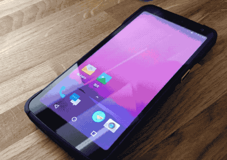 x9 样机里,有一个名为「尺距仪」的 app,打开这个应用,将扫描头对准