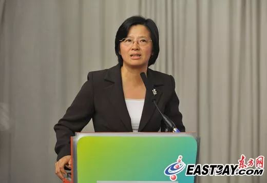 上海新任命一位女副市长