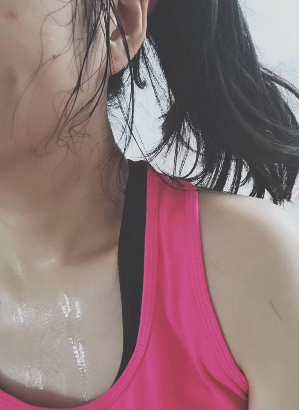 宿命带吧友深入了解直播吧主播们之美女主播伊琳