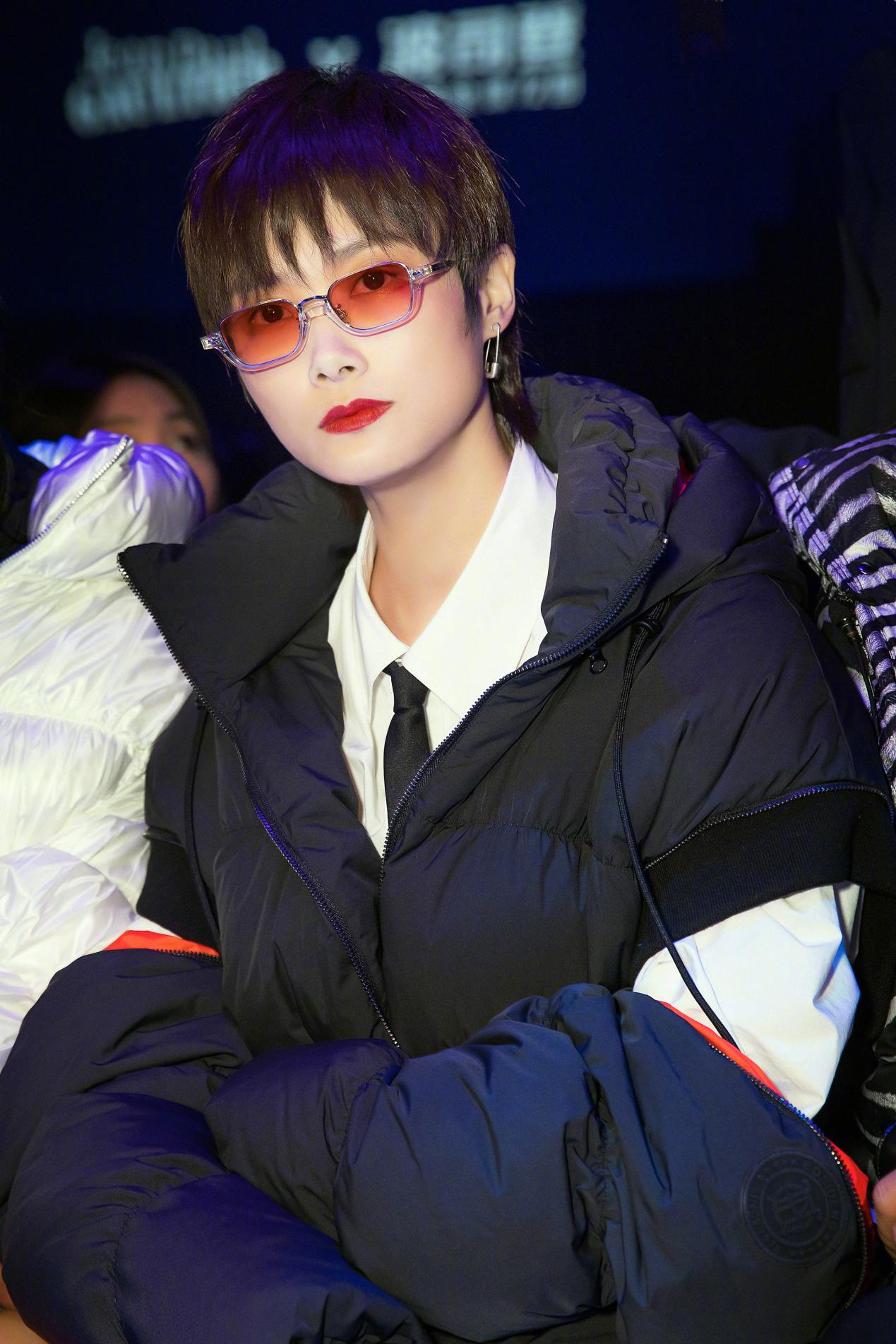 不吹不黑,李宇春入选2020倍耐力年历,唯一东方面孔,厉害了春哥