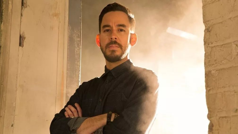 林肯公园主创mikeshinoda我不想逃离死亡更愿意向它奔跑过去