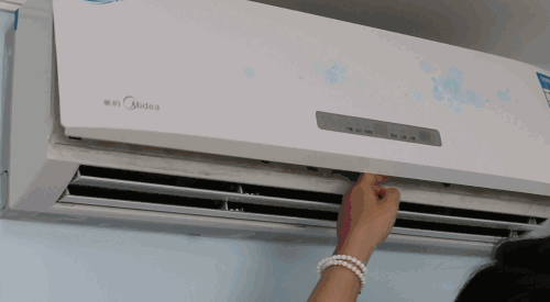 糕妈60秒:给宝宝吹空调前,千万别忘了这件事!