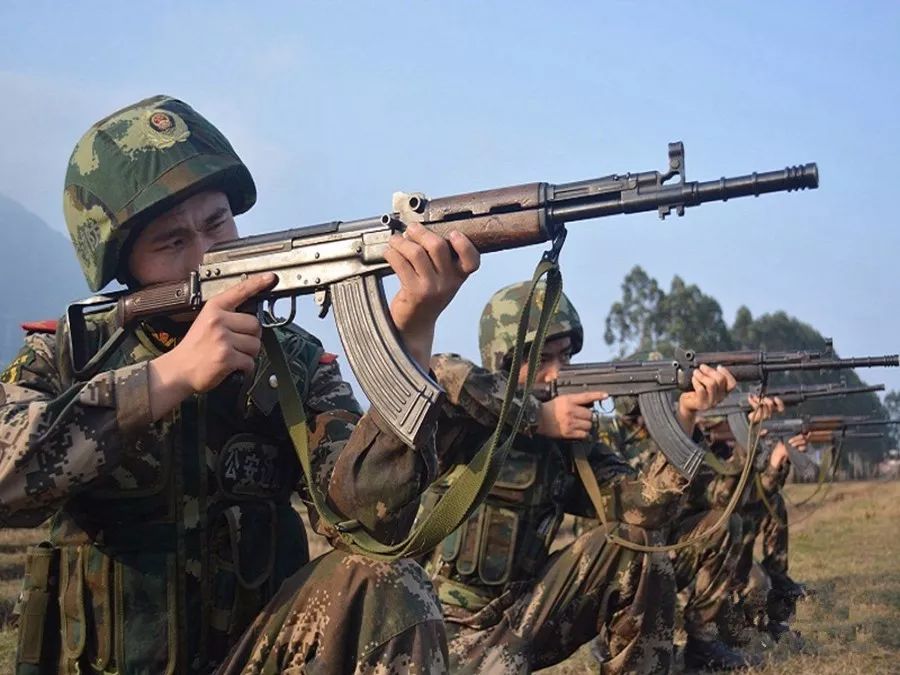 81步枪真的是中国"步兵神器"吗?为何会退役?|军武问答