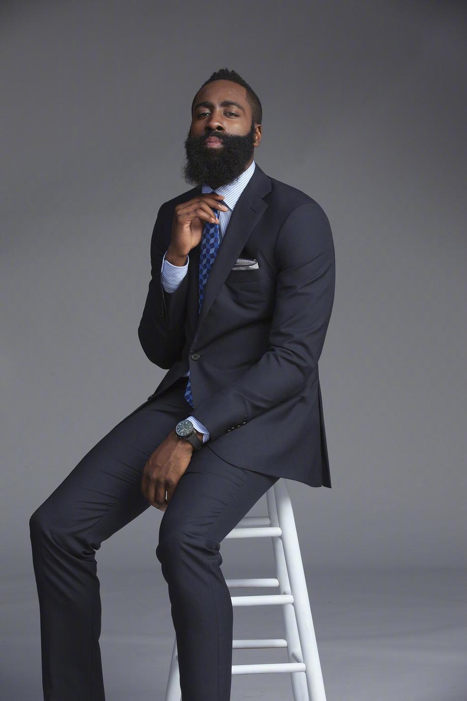 nba球星穿上西装谁最帅?不是库里,不是韦德,最强之人你猜不到