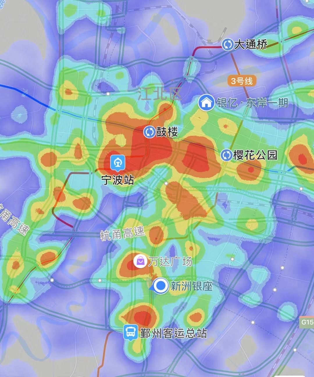 一线江景畔,近十年鲜有新广场问世,中心热力点也无法继续向周围扩散