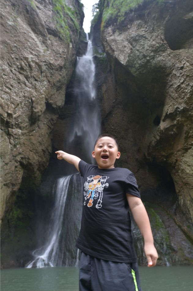 围观!小网红天天又放大招!