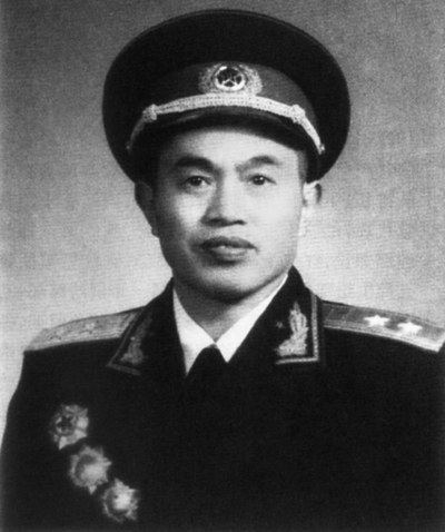 吴东峰皮定均,中华人民共和国开国中将,安徽省金寨县代家岭人.