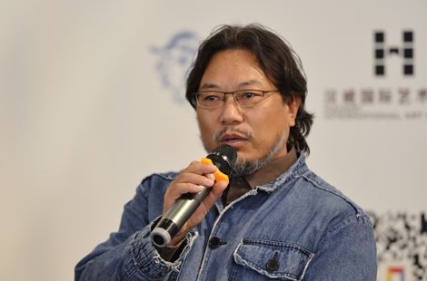 "多彩中国"藏族联合策展人嘎玛61多吉次仁(吾要) 摄影:肖默"多彩