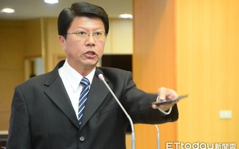 国民党台南市党部主委谢龙介证实，2日已将户籍迁往新市，为“立委”补选做准备。（图片来自台媒）