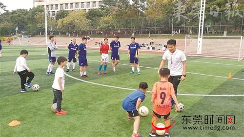 青训形势喜人!东莞市足协到松山湖调研青少年