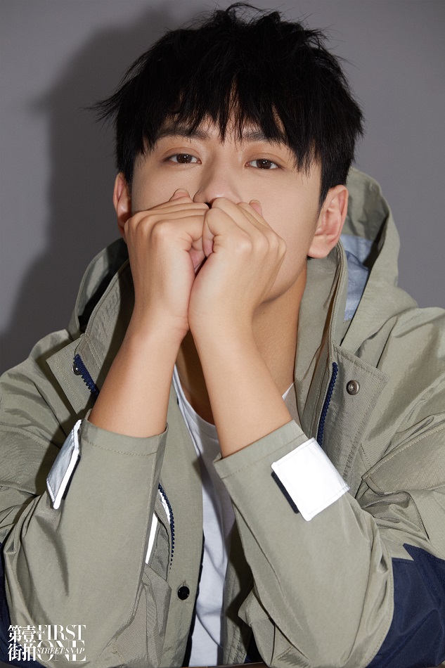 秦俊杰早春大片曝光简约俊逸展清新气息