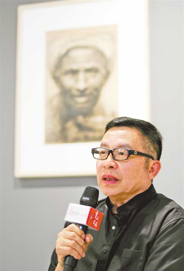 走到哪里,画到哪里|父亲|罗中立|重庆_新浪新闻