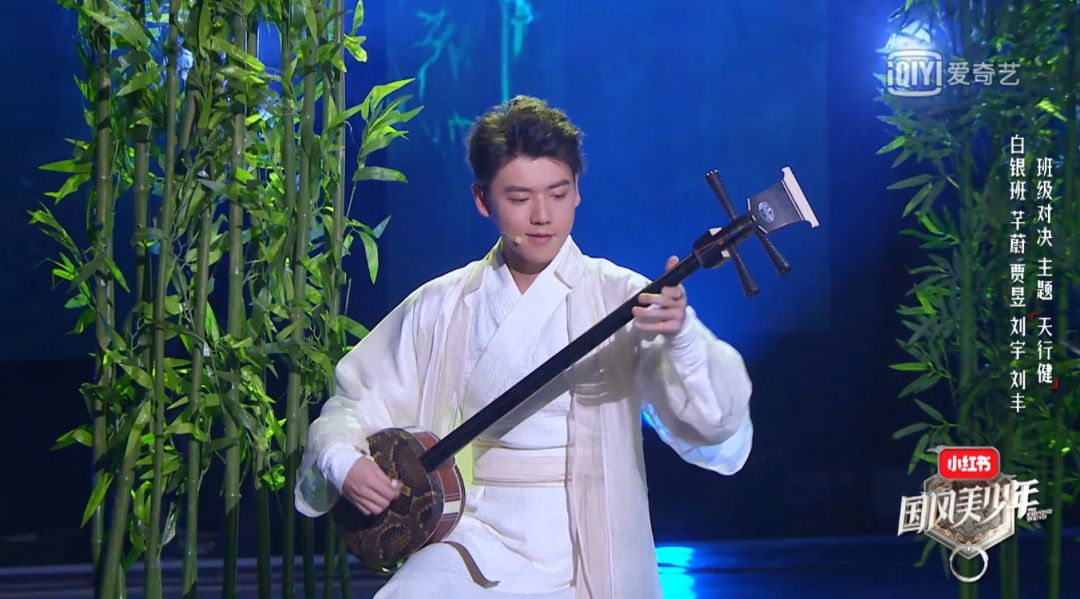 张云雷唱京剧《锁麟囊》竟然得票最低?德云女孩又被扎心了.