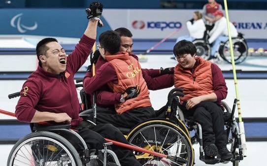 平昌冬残奥会中国首金诞生,中国轮椅冰壶队实现金牌"零的突破"