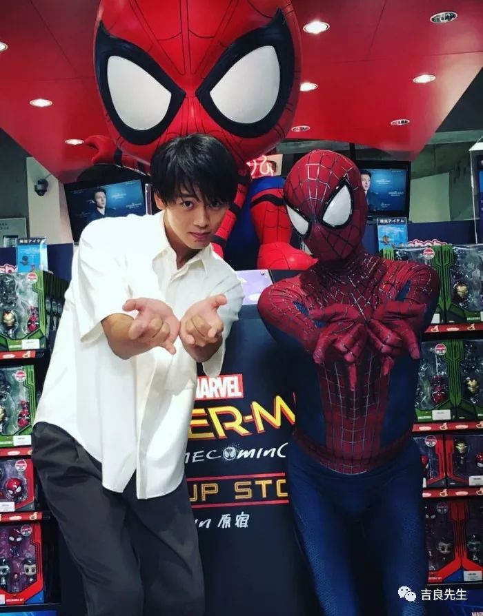 这样的钢铁直男,是女孩子心中理想男朋友的候选人没错了.