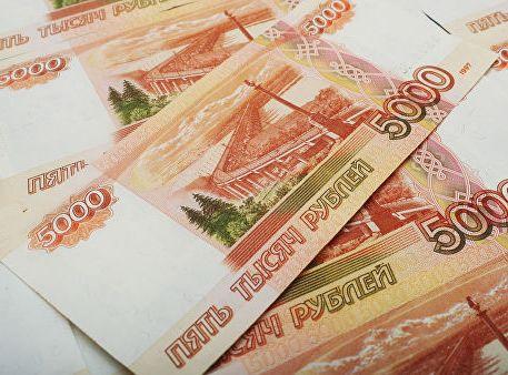 俄男子水壶藏钱反被自己烧150万卢布付之一炬