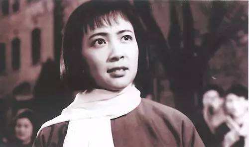 听秦怡聊青春之歌