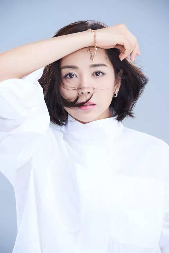 朗读者 reader 杨紫嫣出生于北京,中国大陆演员,毕业于中央戏剧学院