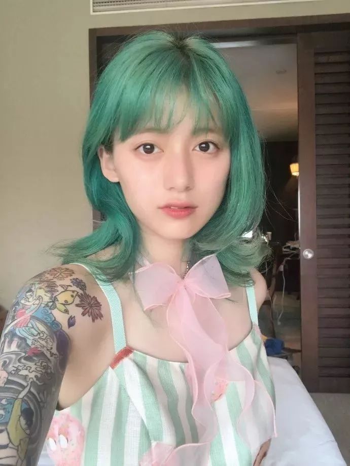 李诞|女朋友|陈典_新浪新闻