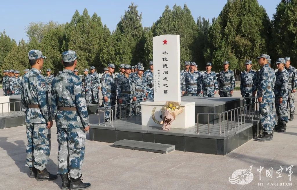 今天,我们到林俊德至死念念不忘的地方缅怀