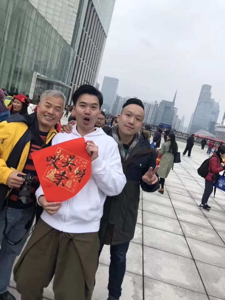 广州台粉丝节5岁啦!@寒流中集结的真爱粉,快来收相啊!