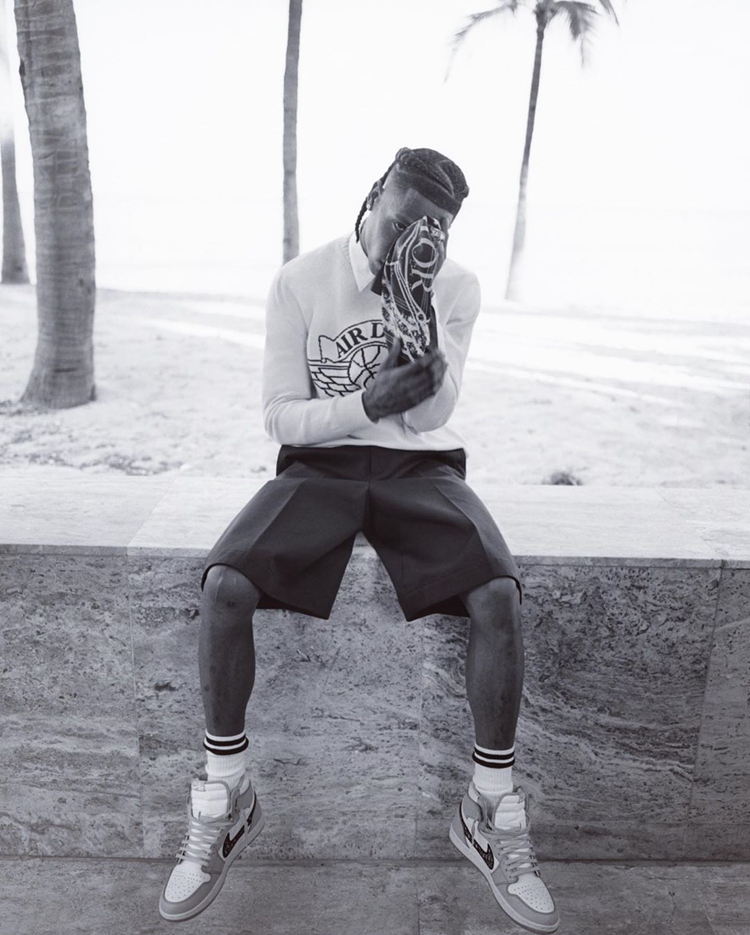 travisscott王俊凯上身diorxaj1联名服饰完整曝光