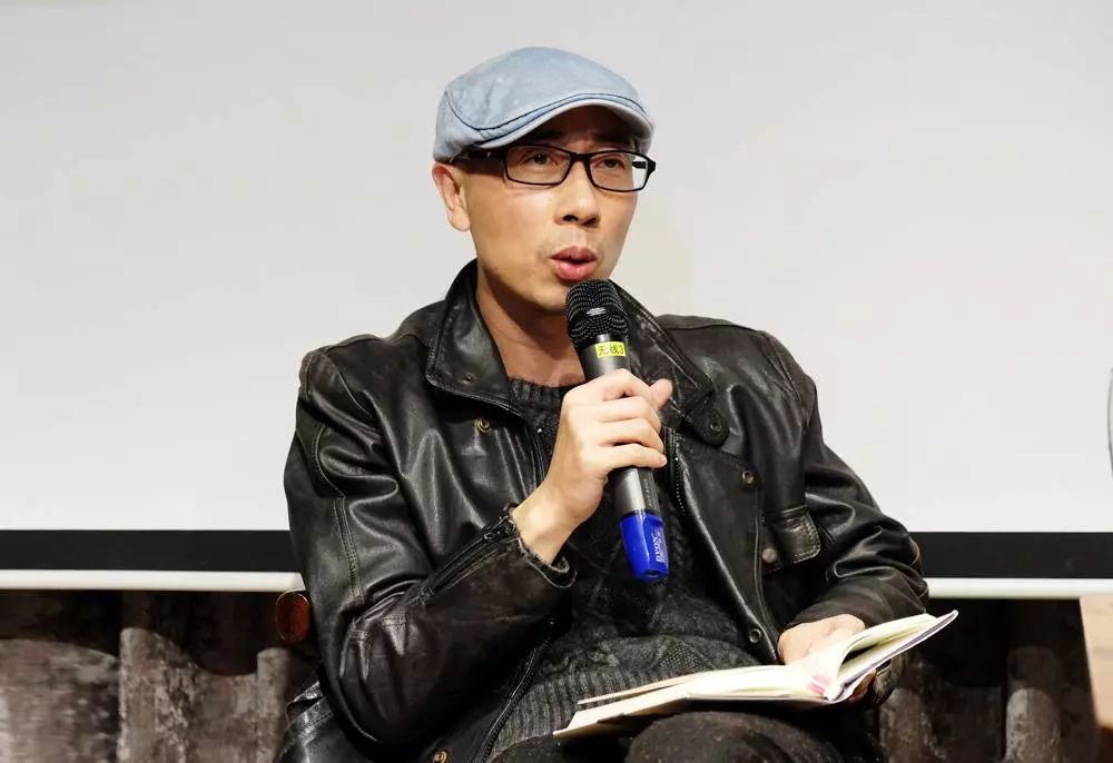 但是我又想表达一个观点,我想跟范晔说,文学中必须有恶,因为我觉得