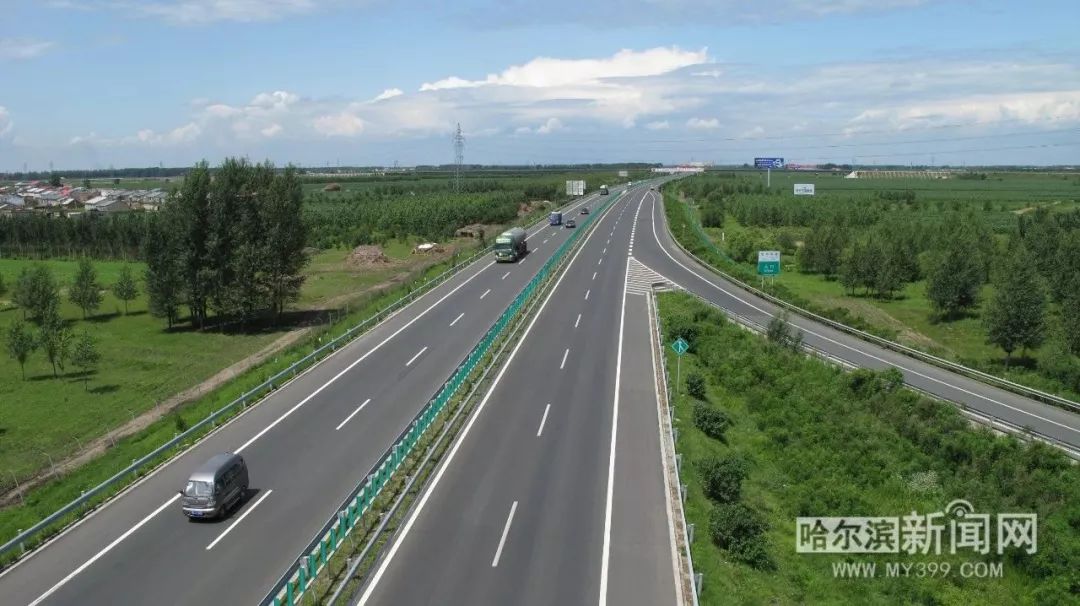 端午节前夕哈牡高速哈尔滨往阿城方向车流量大|傍晚回城可绕行环城