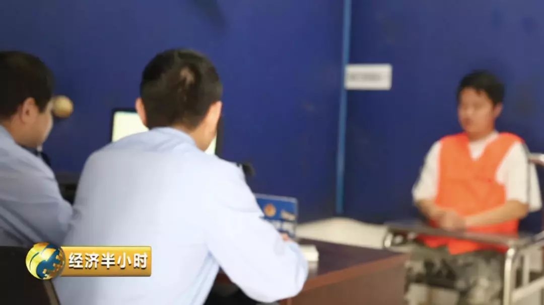 央视揭相亲网站套路:机器人假扮女生 月骗几百万-图片15