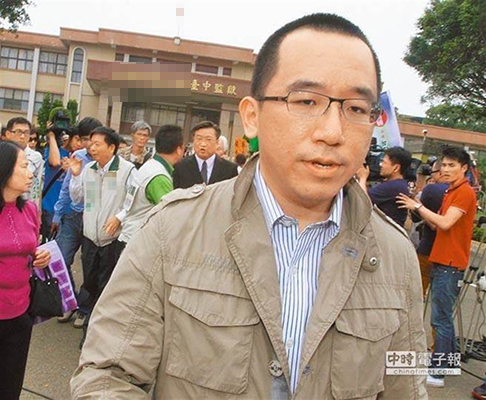 陈致中呛韩国瑜选2020先辞市长 被网友神回惨