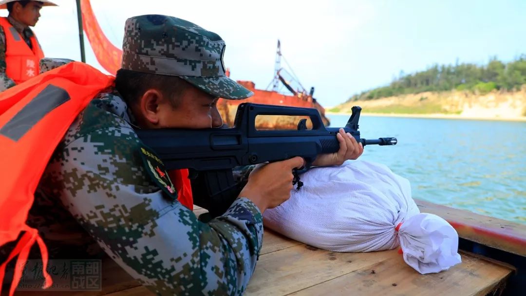 武器|民兵|射击_新浪军事_新浪网