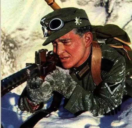 致命的雪绒花:远去的二战德军山地猎兵王牌狙击手