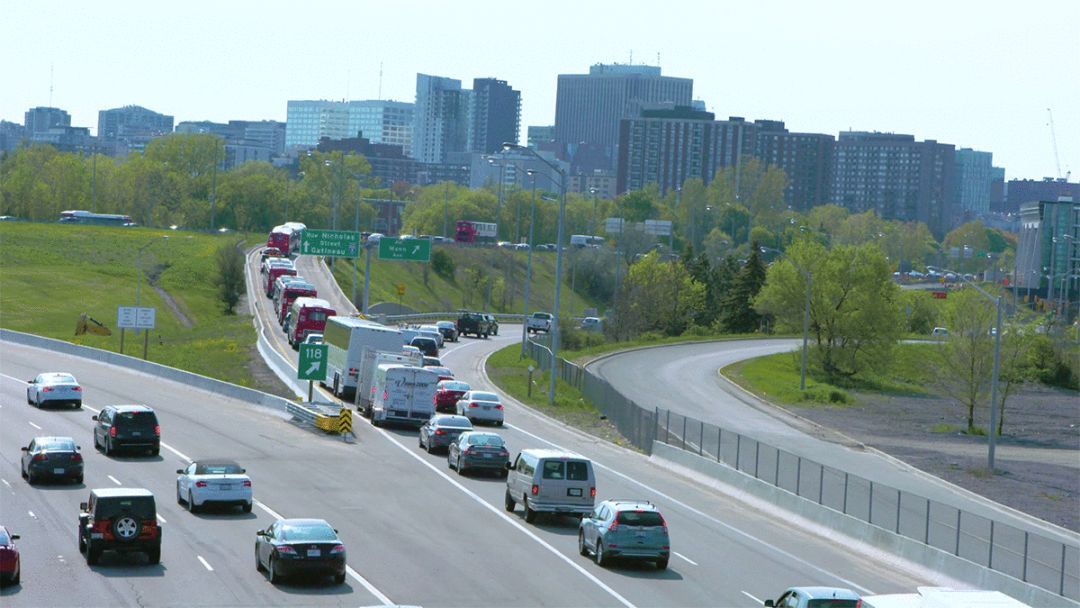马路上10个约定成俗的规则,不懂别说自己会开车!|转盘|远光|转向灯_新